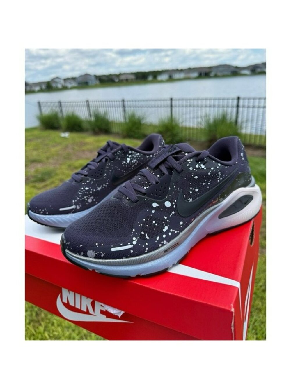 6.5 WOMEN'S NIKE STRUCTURE 26 SE CAVE PURPLE / SPLASH SILVER RUNNING HV1727-500 - Picture 3 of 9